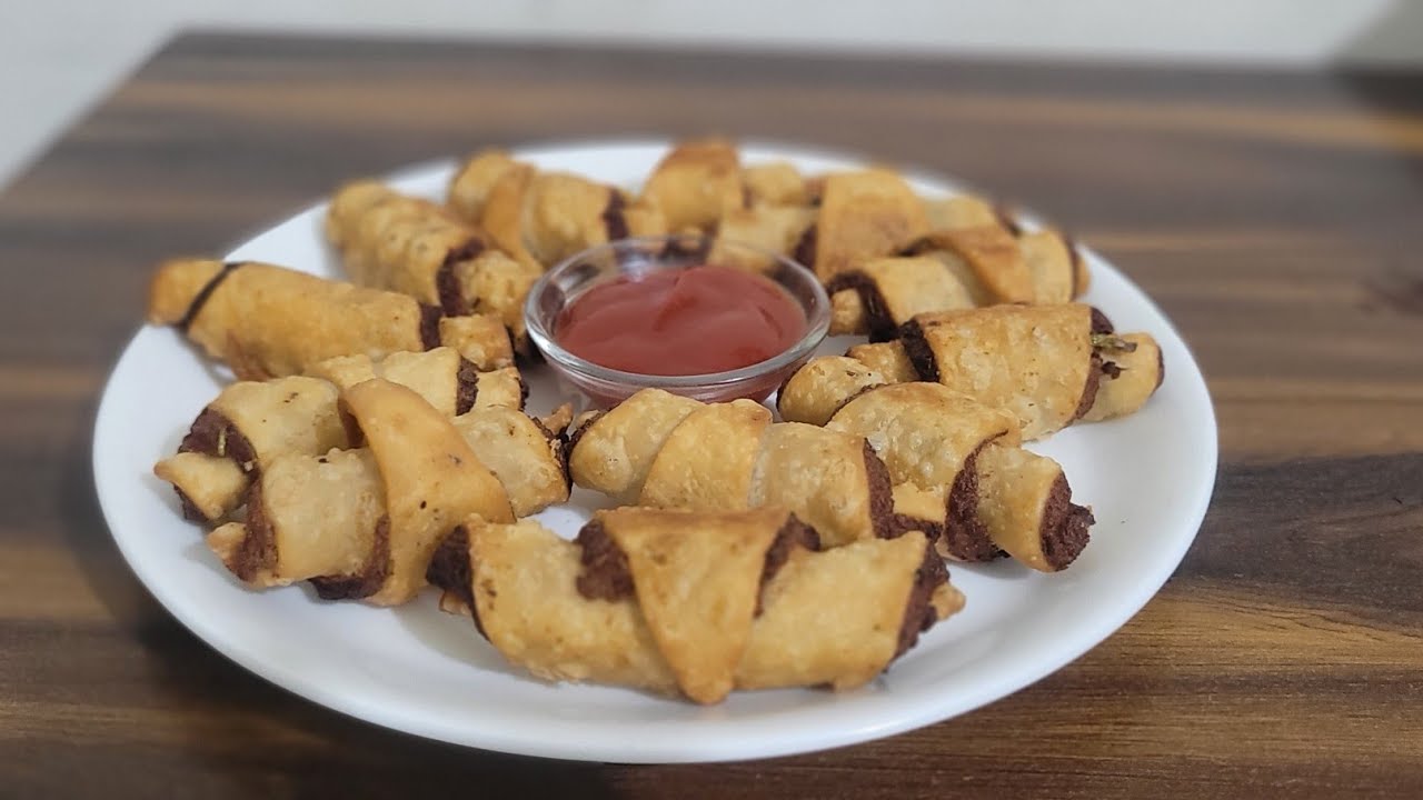 Potato 🥔 roll snacks 👌 tasty 😋 pls try #like subscribe 😇😊😉