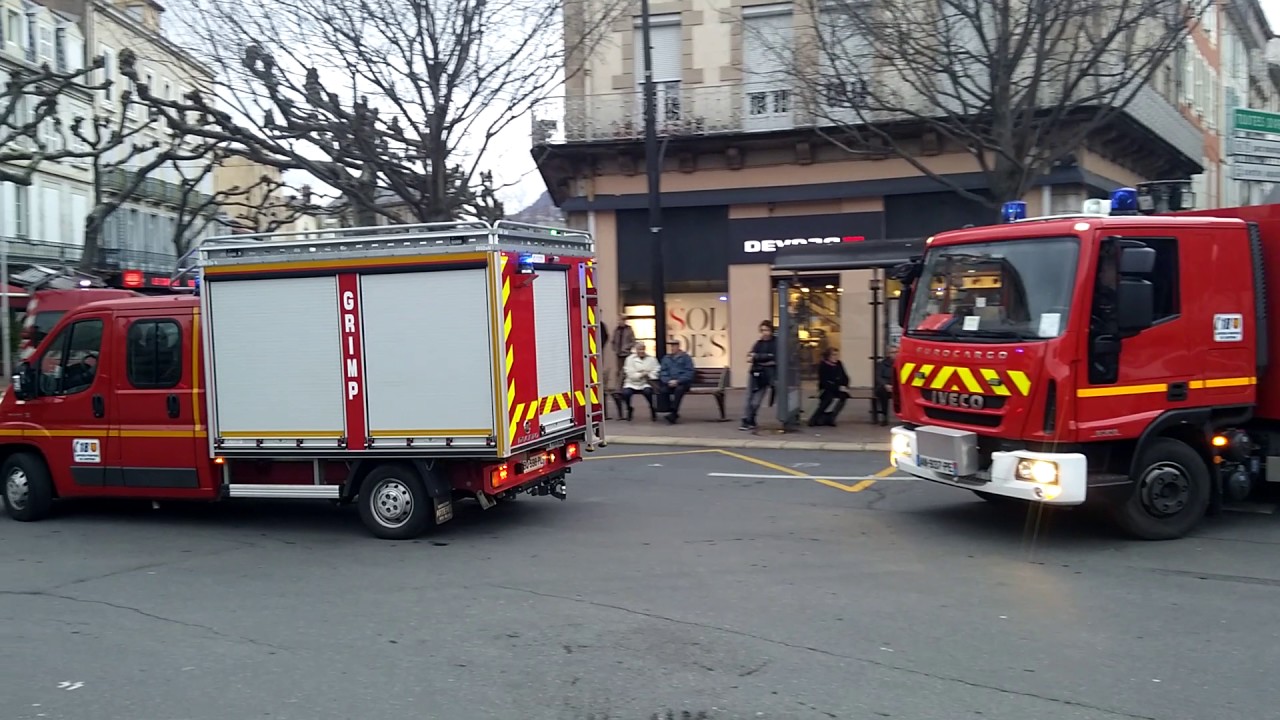 Cortège des pompiers dans les rues de Millau