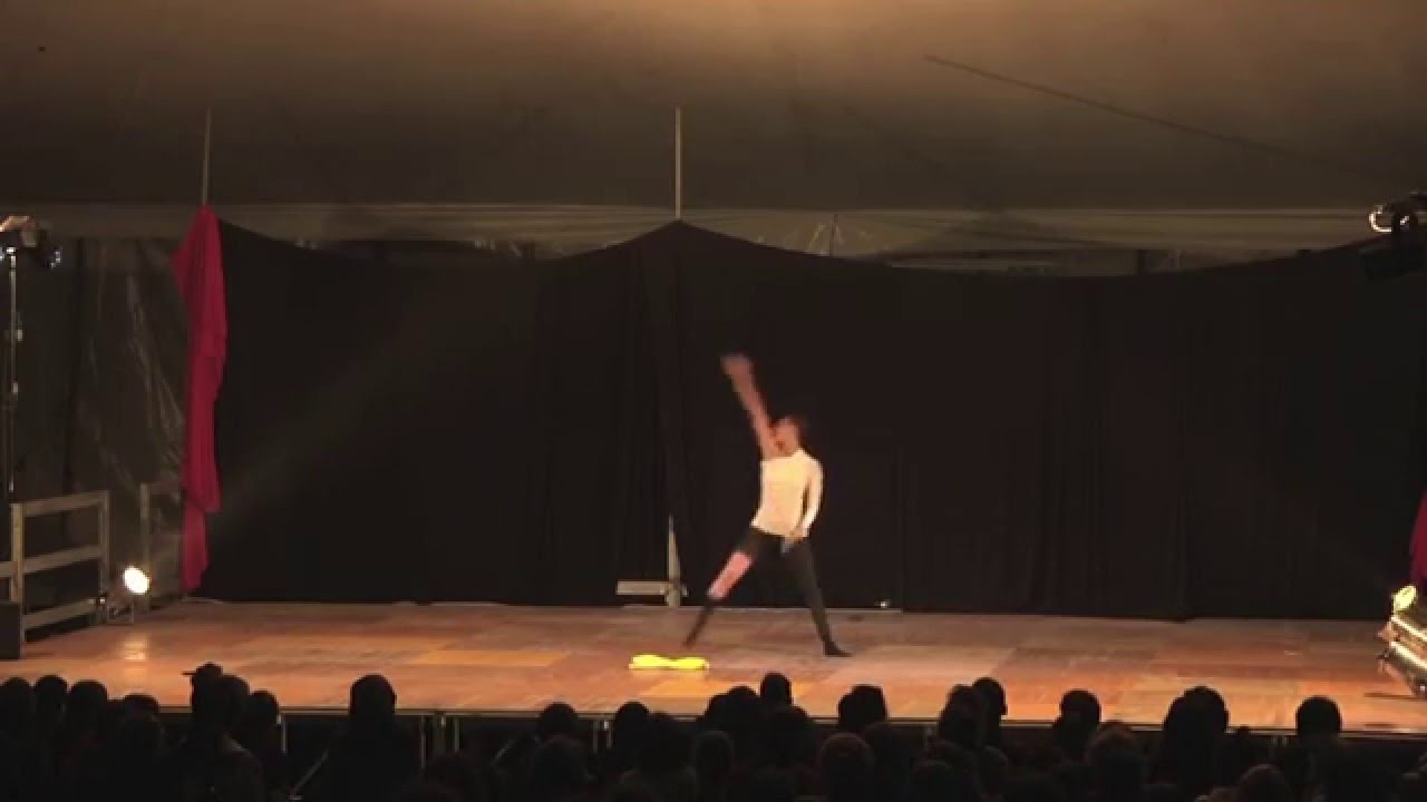 Michela Samaki - Club juggling
