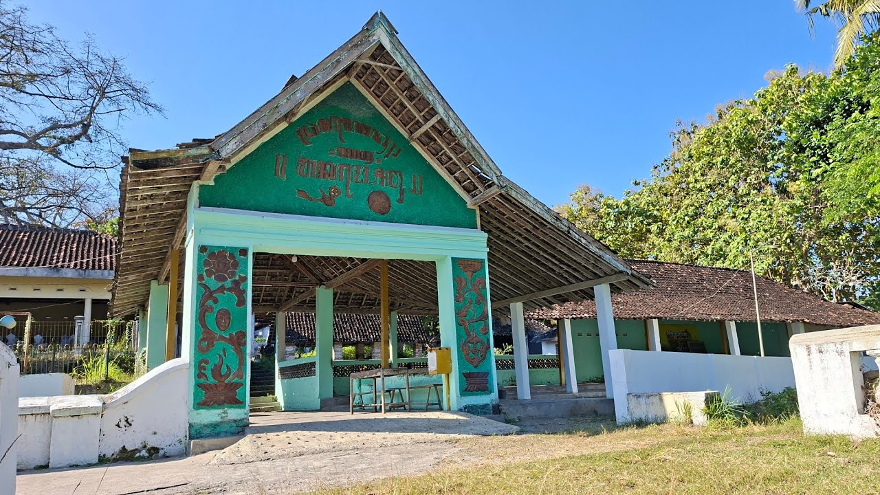 MAKAM SEWU