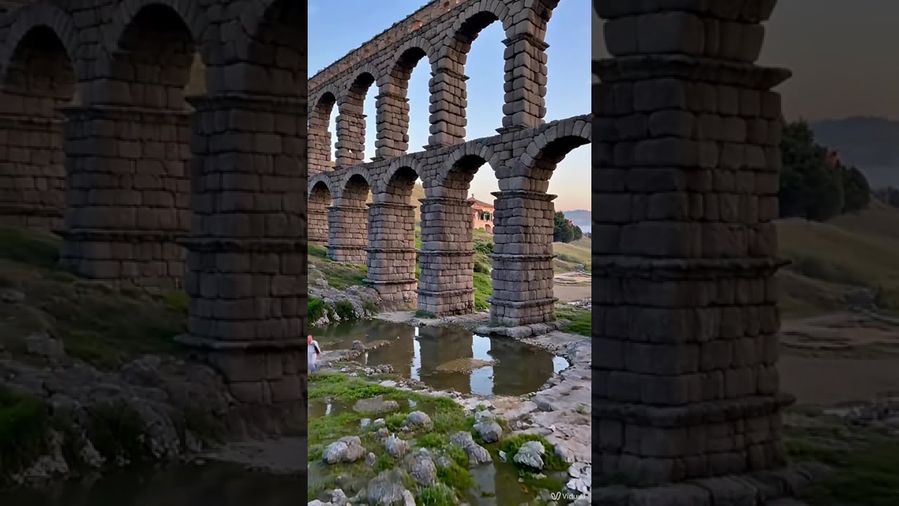 The #contemporary #art #MasternPainter Enrico Garff at Anio Novus the aqueduct a UNESCO heritage.