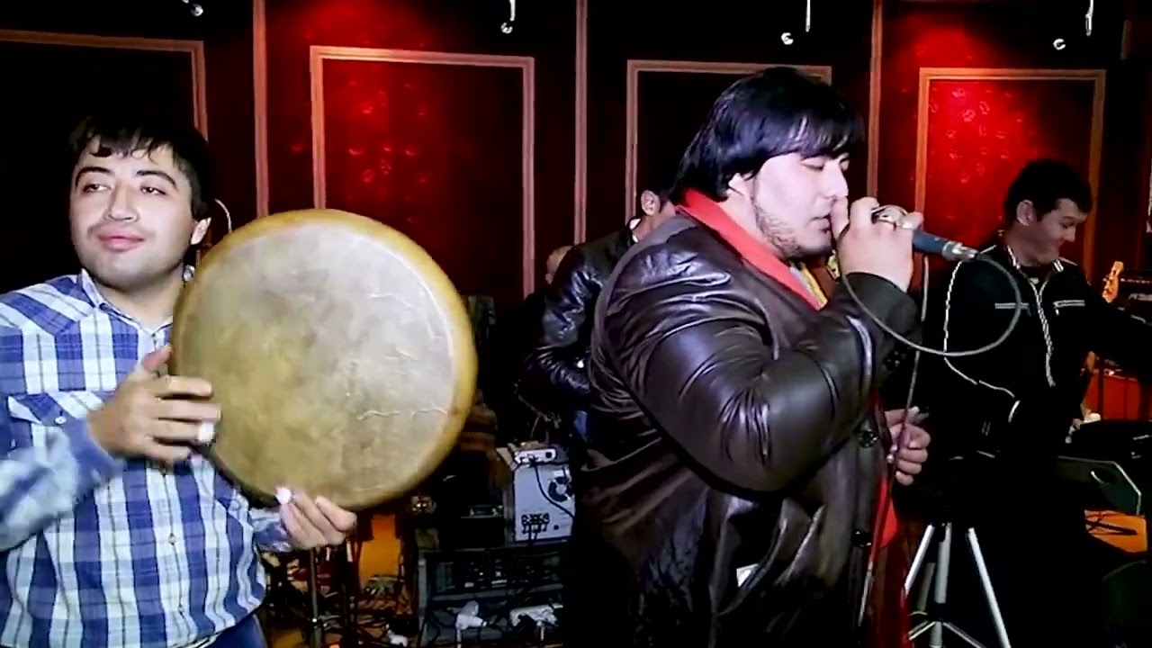 YASHIN XO`JAMOV  QURBON O`LAN  NIZOM KRONOS JONLI IJRO  UZ YOUNG STAR
