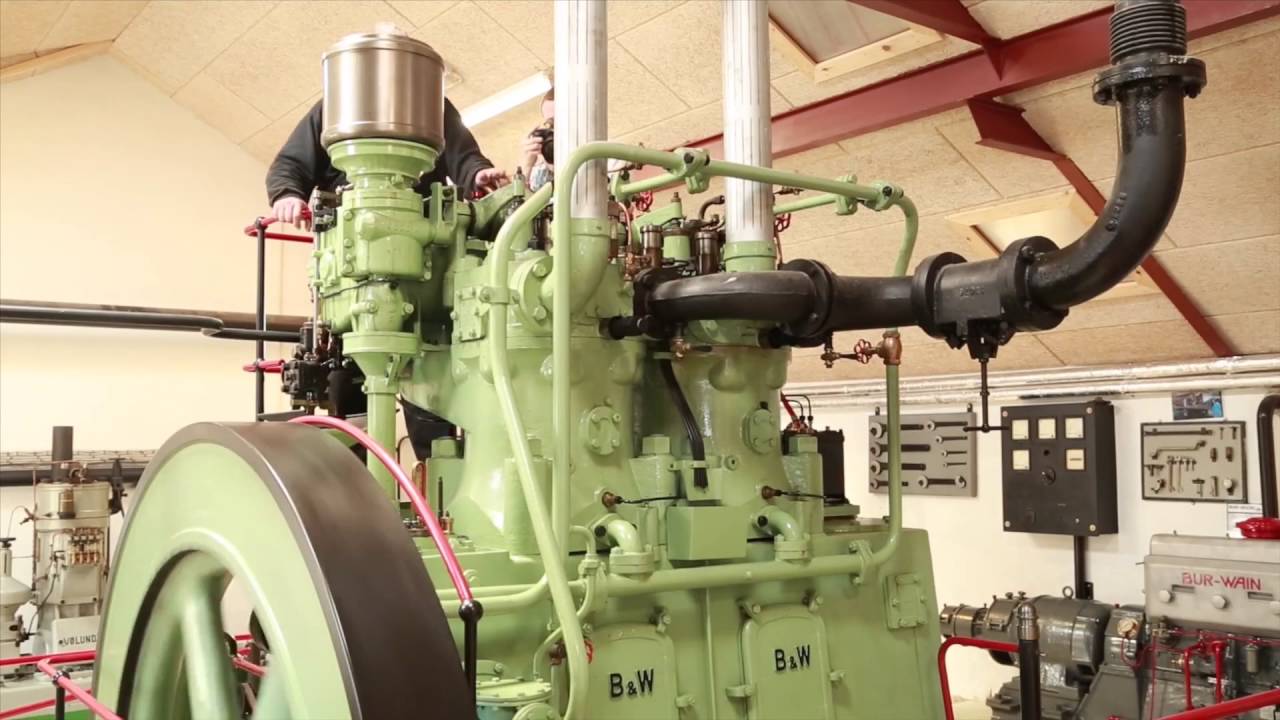 B&W 230H 325/440 | Dansk Motor- og Maskinsamling