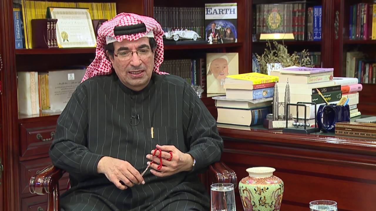 برنامج لقاء الاسبوع - الدكتور نجيب الزامل - الجزء الأول مع فارس القاضي