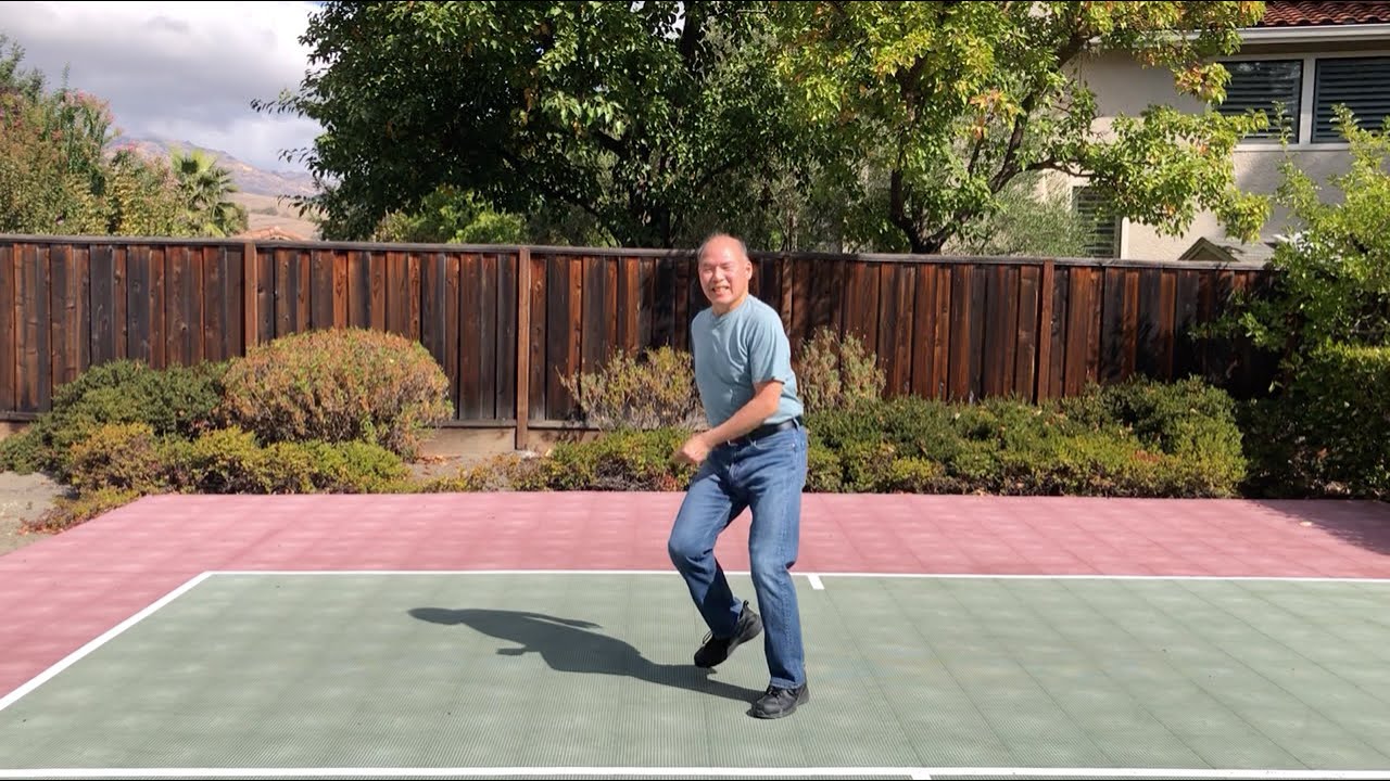 Runaround Sue - Line Dance Demo (High Beginner)
