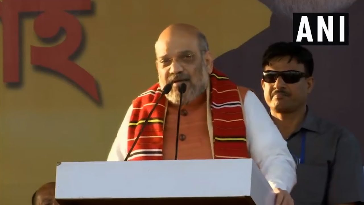 Amit Shah alleges secret alliance between Congress, AIUDF in Assam