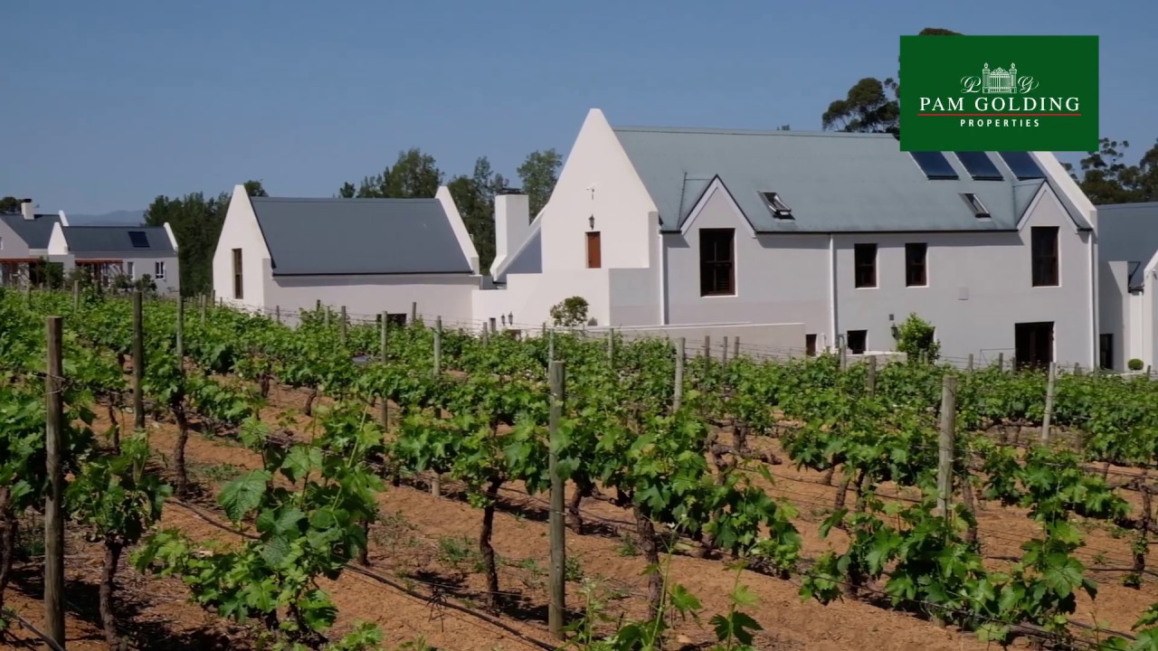 Discover country living in Wellington