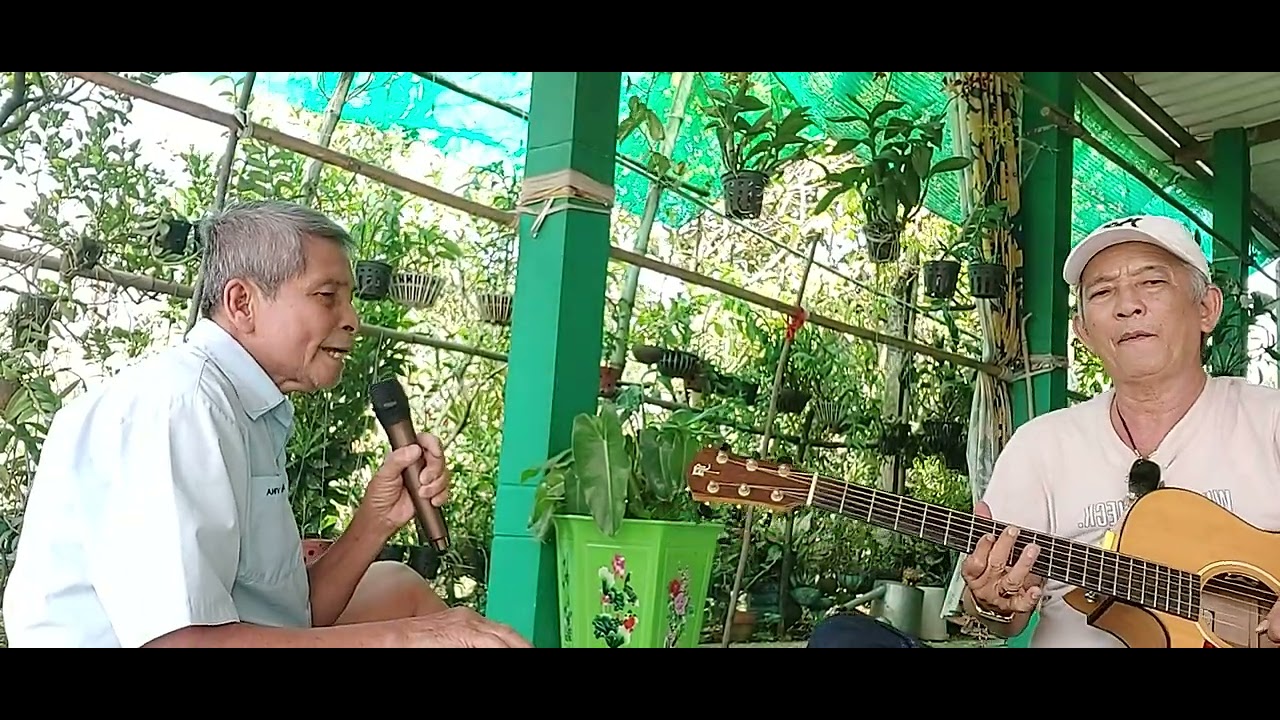 Lâu lắm rồi. Nay Ba mình được hát với Guitar.
