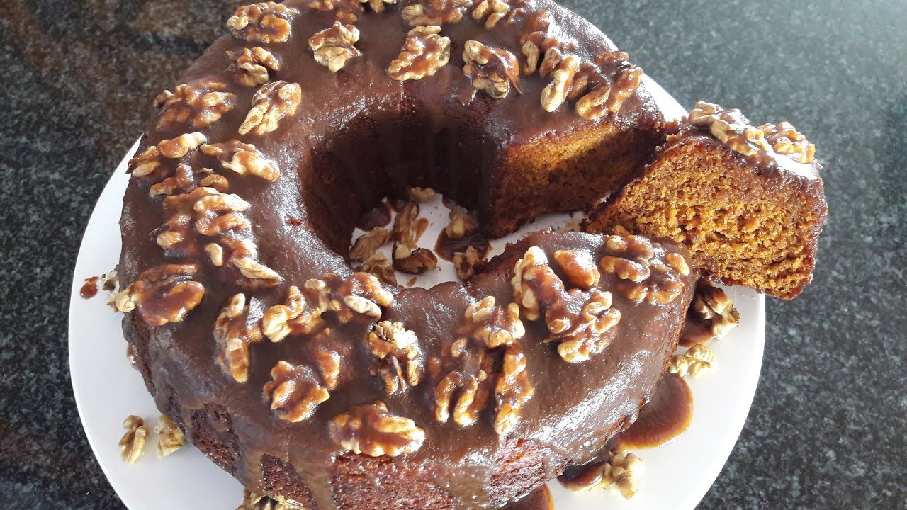 Receita de Bolo de Caramelo e Noz