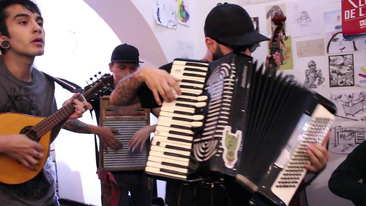 Bestiärio - Promesa de sinceridad (Festival Visual Volcán Sept 2016)
