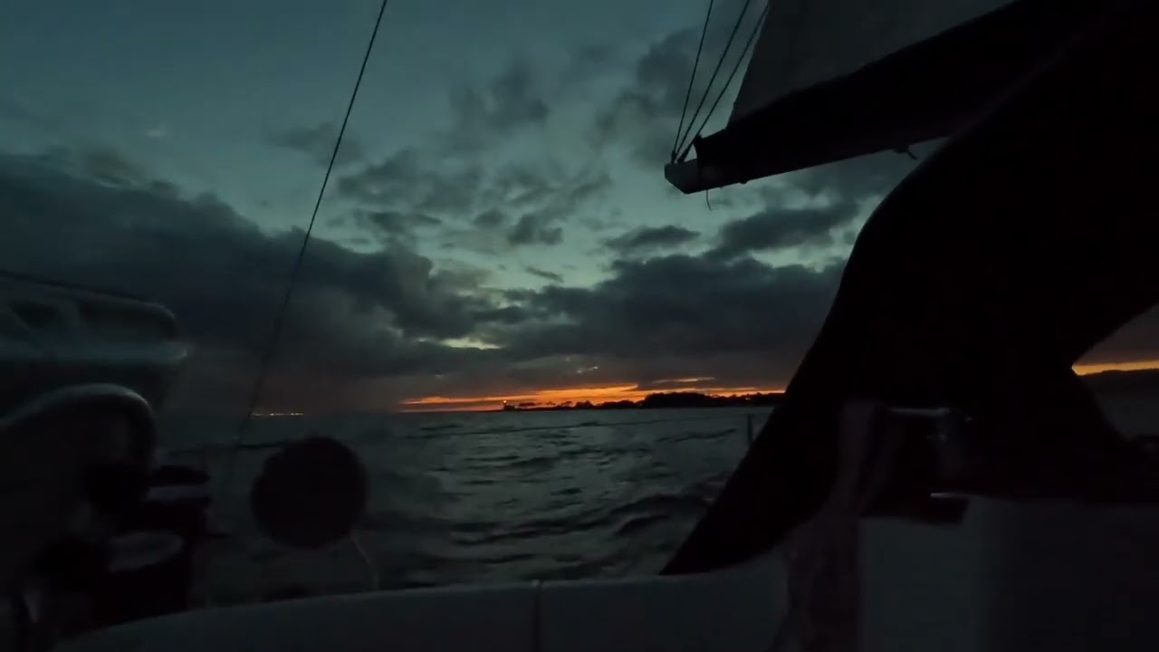 Episode 1 - Nat sejlads til Anholt