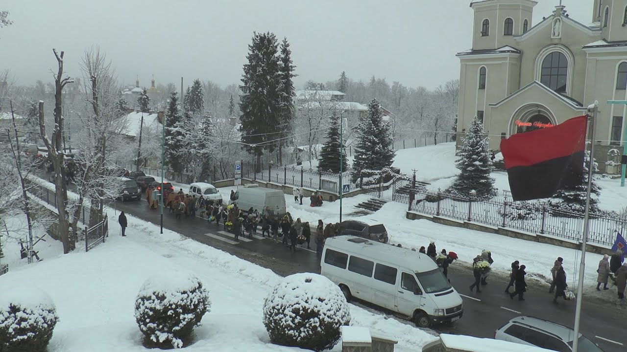 Похорон Героя України Марківа Андрія Миколайовича 03 08 1994 р н  жителя м  Надвірна