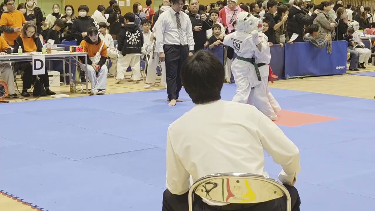 れん準決勝戦