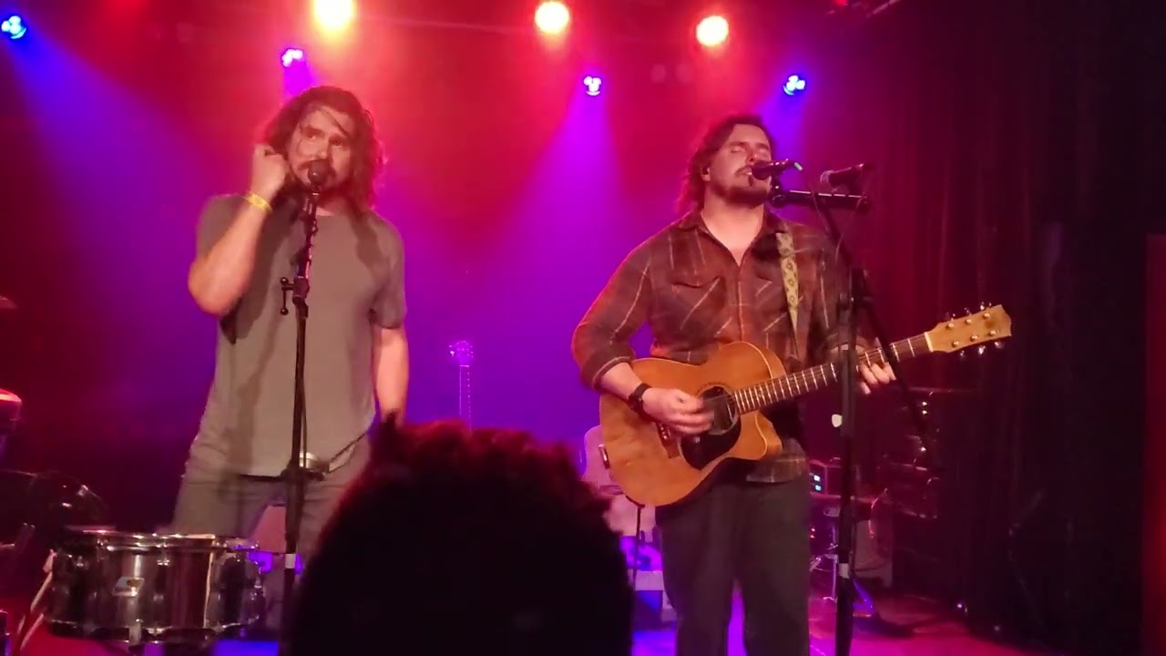 Pierce Brothers in Hamburg Hebebühne