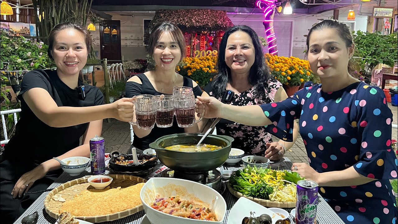 GHÉ THĂM MÁ NHI Ô MÔN ĐƯỢC ĐÃI NHỮNG MÓN ĐẶC SẢN QUÊ HƯƠNG VÀ NGHE MÁ CA VỌNG CỔ| SONG HỶ VLOG #126