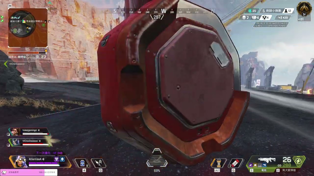 頂點獵殺   APEX英雄  辛晚 這組合好奇怪喔 居然贏了