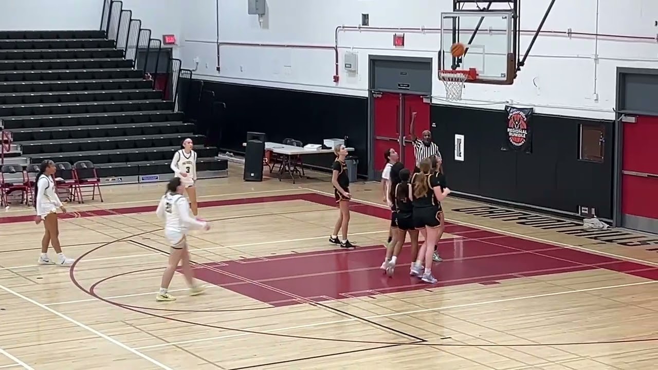 Ayvahlee Ruiz | Class of 2028 | 5’6 SG #12 | 426-Point Sophomore Varsity Season | 2025–26 Highlights