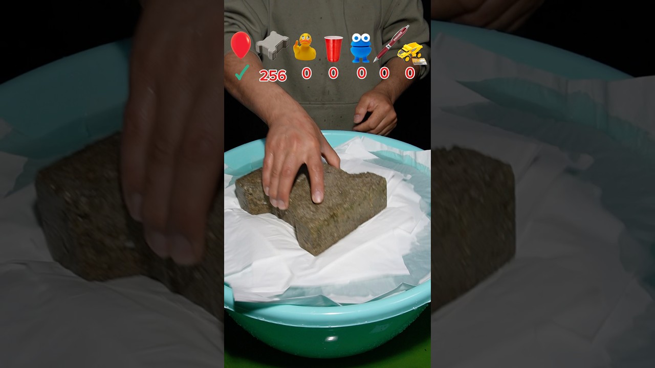 Сколько бумаги нужно, чтобы разные предметы оставались на плаву в воде? #Эксперимент #БумажныйТест