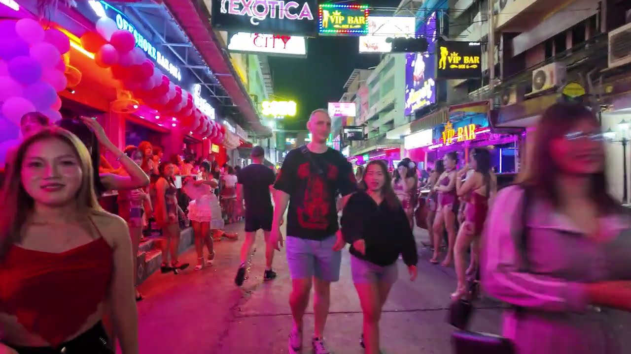 [4K] Soi 6, Pattaya Nightlife Thailand 18 October 2025