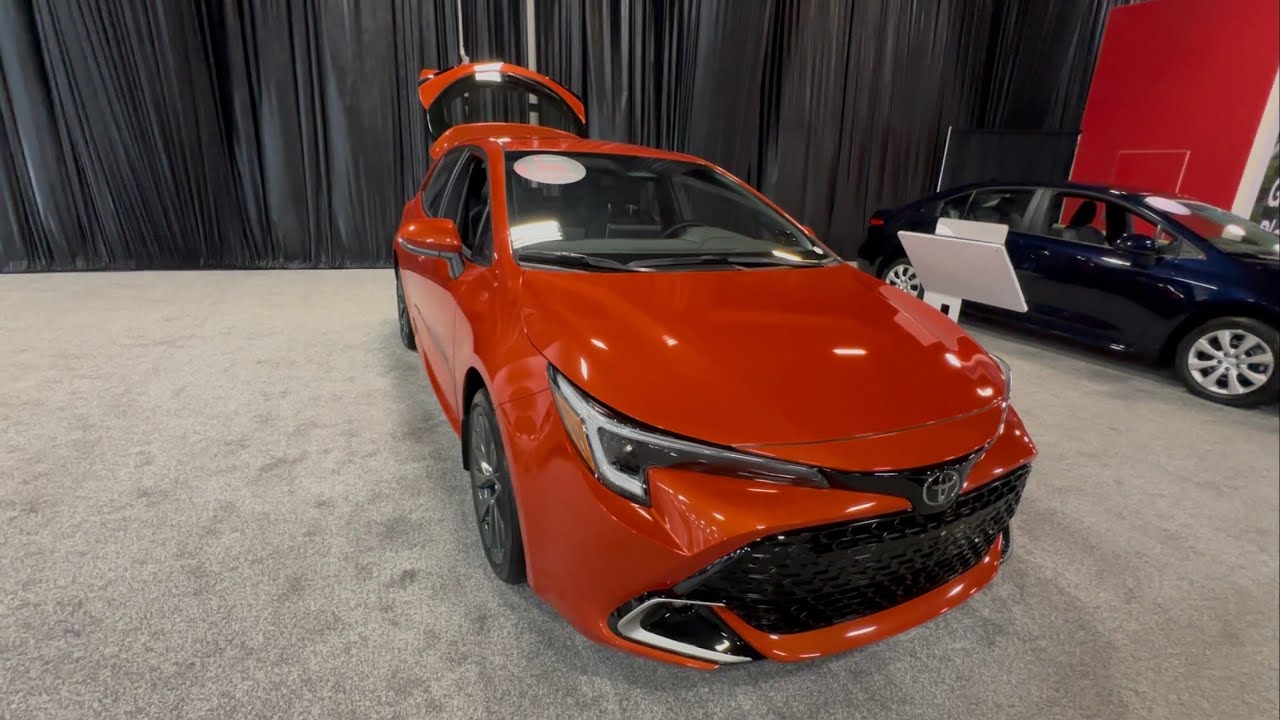 2025 Toyota Corolla Hatchback XSE 