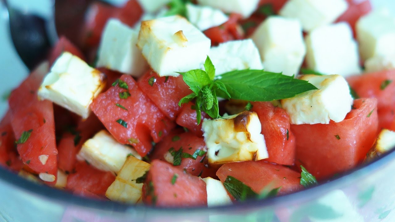 Melonensalat mit gegrilltem Feta und Minze - Rezept - HD