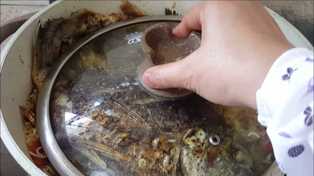مدفونه السمك.. 🌝🐟بطريقه غريبه ولذيذه وخياليه 😆تفوتكم.تصلح لجميع انواع السمك. 😋