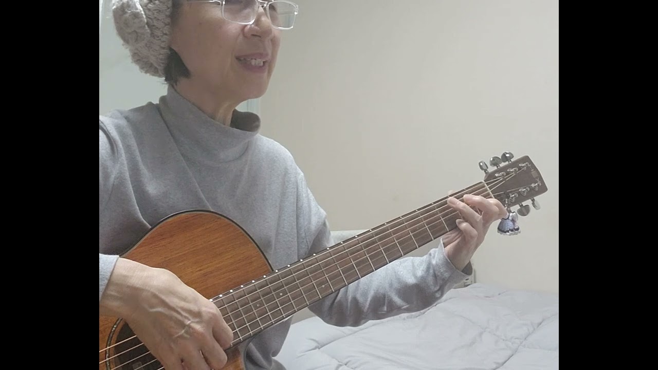 월량대표아적심 (Yue Liang Dai Biao Wo Di Xin) 첨밀밀.(등려군)기타전주 간주 노래 이니harmony guitar 43.