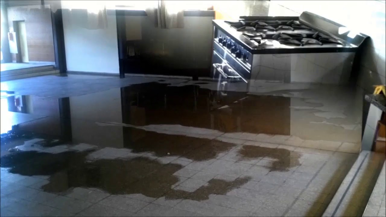 Epet 1 sin clases por la lluvia