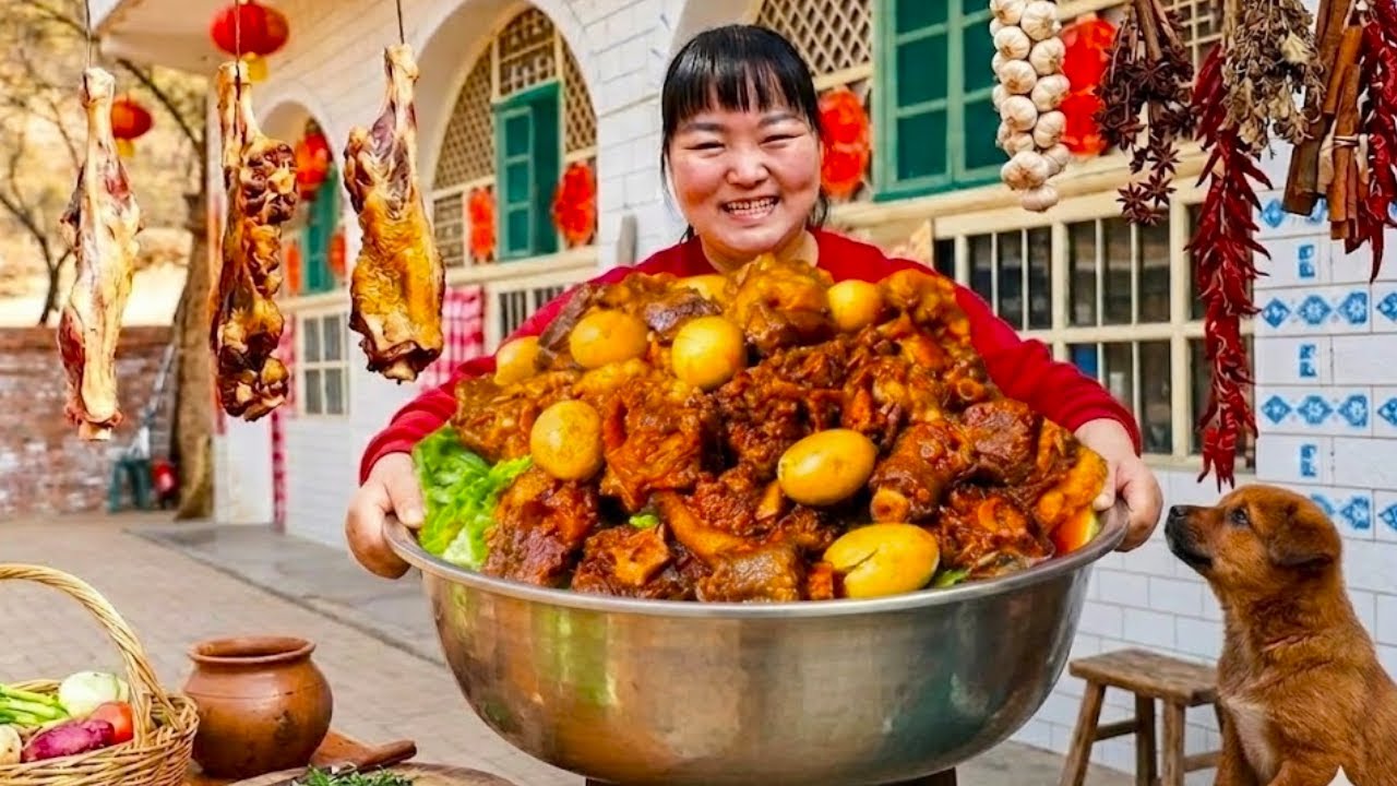 【陕北霞姐】红烧牛尾巴最过瘾的做法！霞姐自家院里架土灶，一锅出炉，连骨头都是酥的！