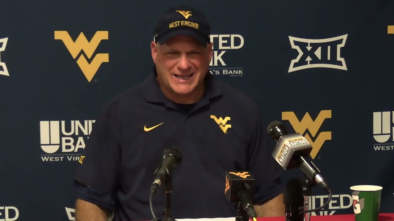 Футбольный клуб WVU Rich Rodriguez Houston, послематчевая игра 1 ноября 2025 года