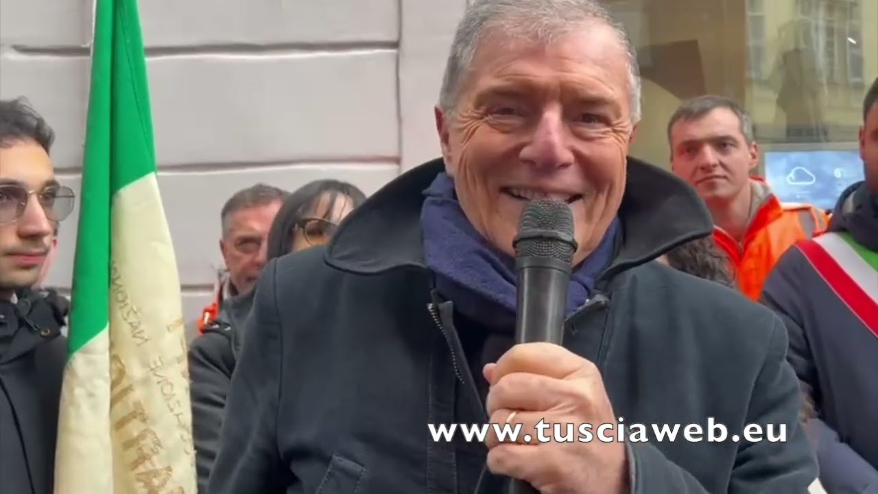 Viterbo - Mariano Buratti - La posa della pietra d’inciampo in via Saffi dove abitava il partigiano