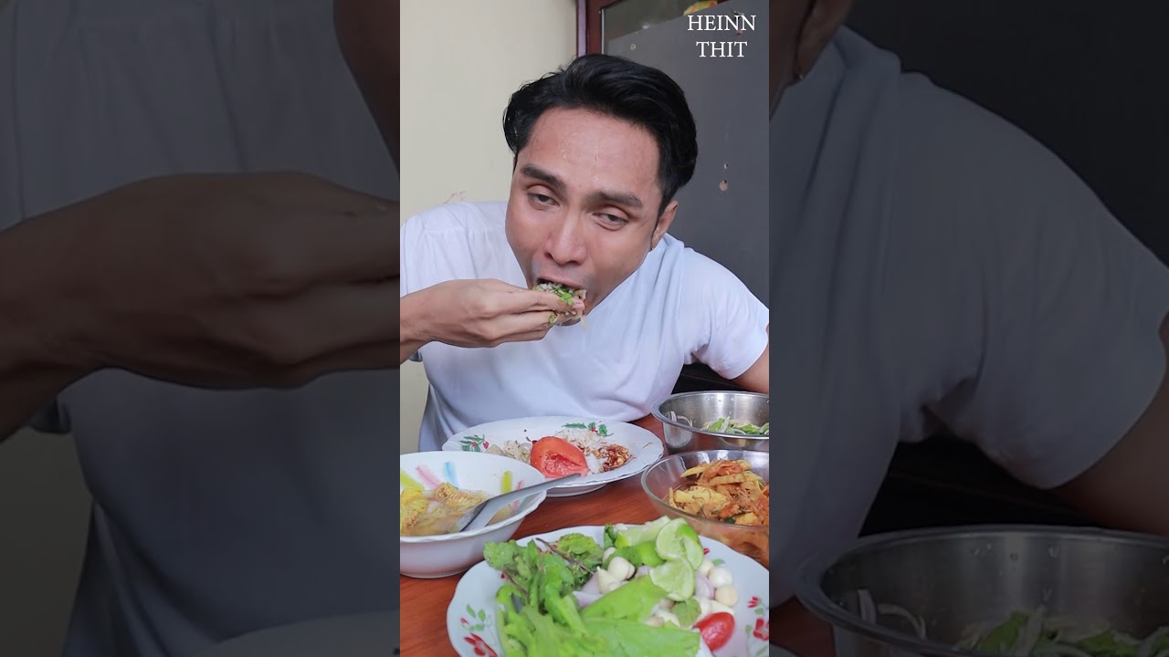 Heinn Thit - Mukbang (Eating show) of Burmese cuisine with extreme hot chillies flakes (super spicy)