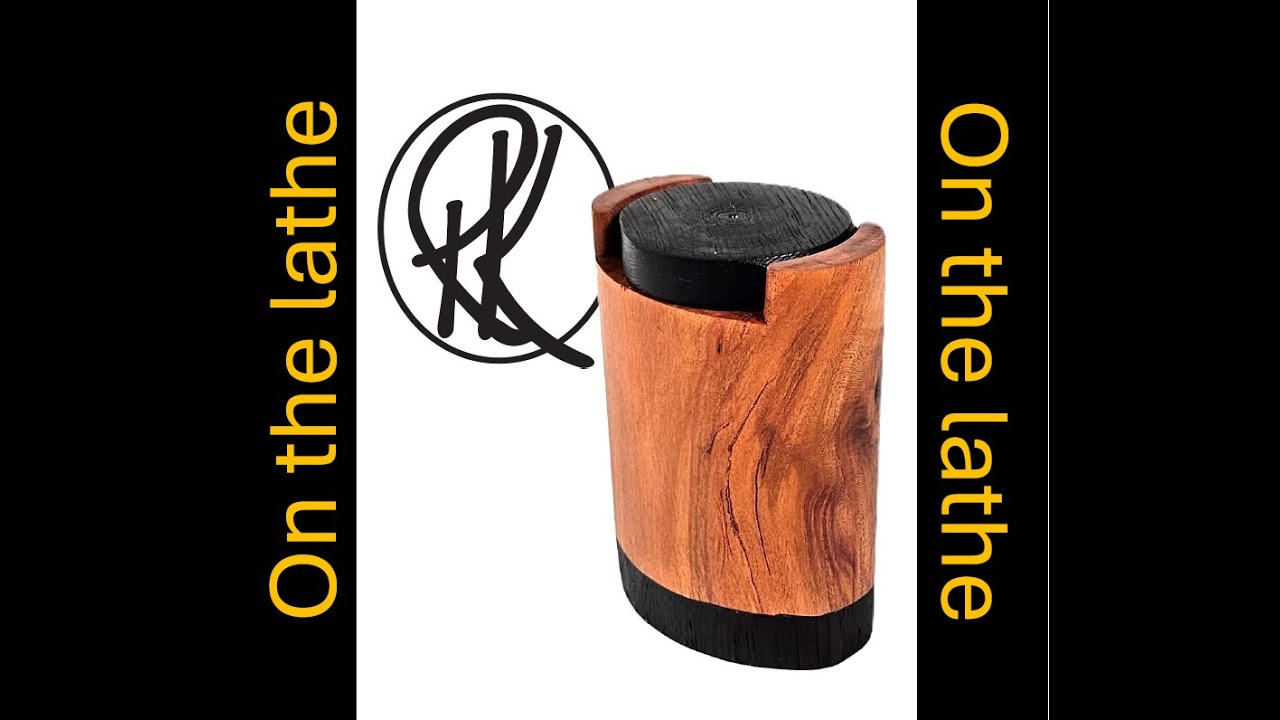 Oval box with a threaded lid