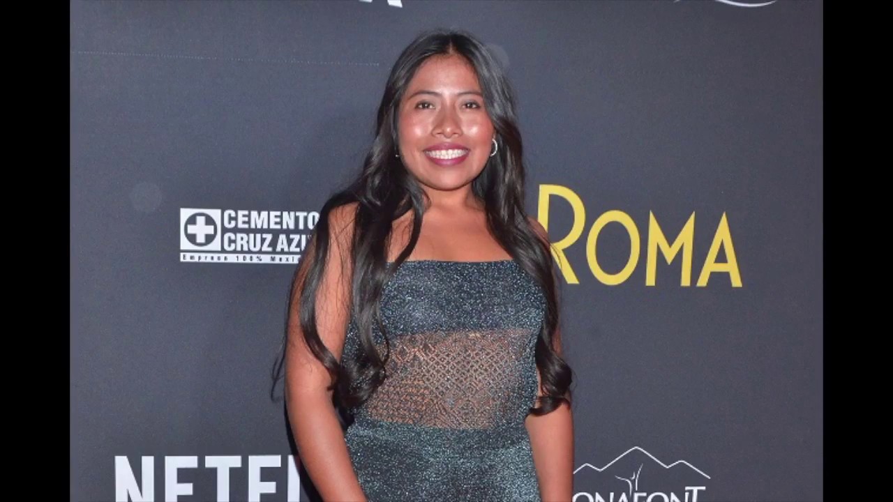 LA CUMBIA DE YALITZA APARICIO