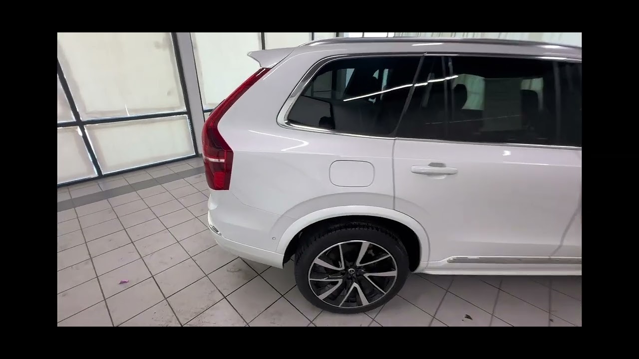 GP116 2024 Volvo XC90 B6; 7-seat Plus Bright Theme