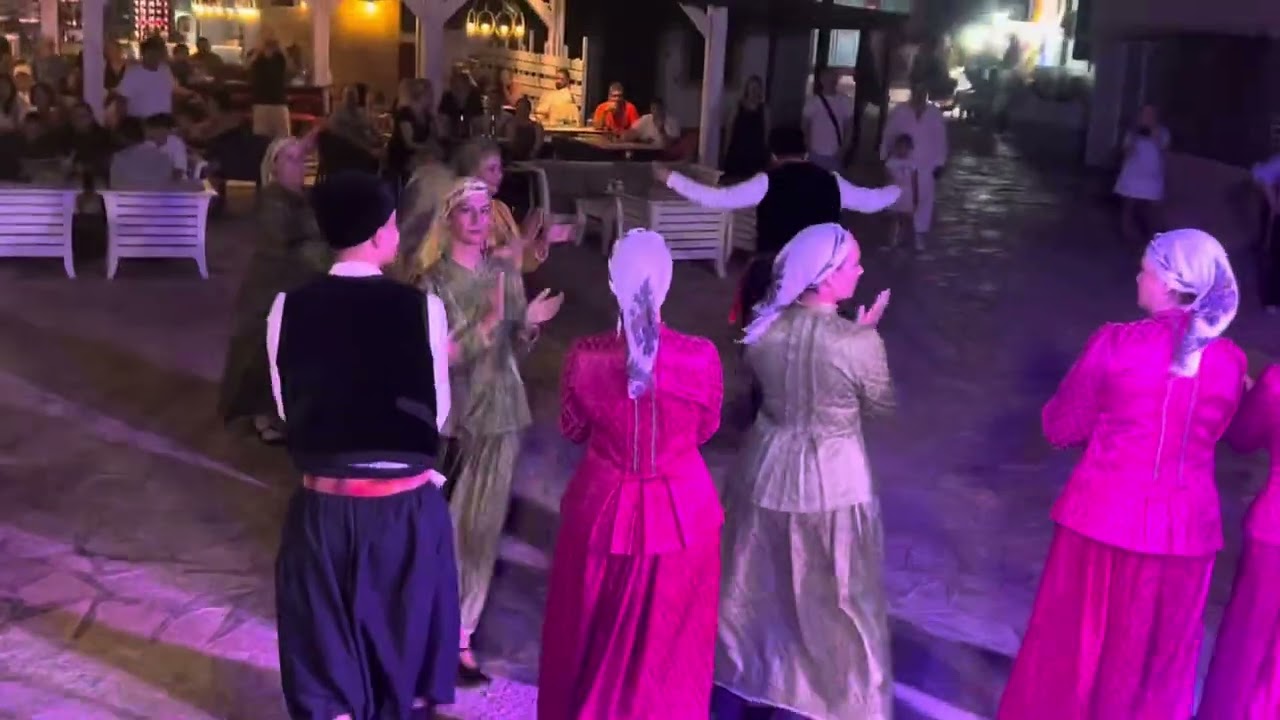 ΤΟΥΡΚΙΚΟΣ-ΣΟΥΣΤΑ ΑΠΟΛΑΚΚΙΑΣ ΣΤΗΝ ΧΑΛΚΗ ΑΠΟ ΤΗ ΧΟΡΕΥΤΙΚΗ ΟΜΑΔΑ ΤΗΣ ΑΠΟΛΑΚΚΙΑΣ