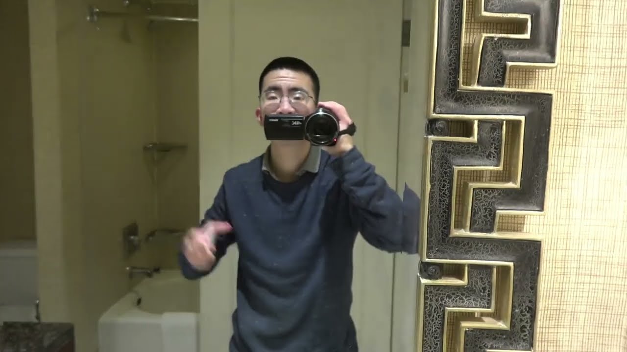 Hotel Room Tour: Hilton Anatole in Dallas, TX.