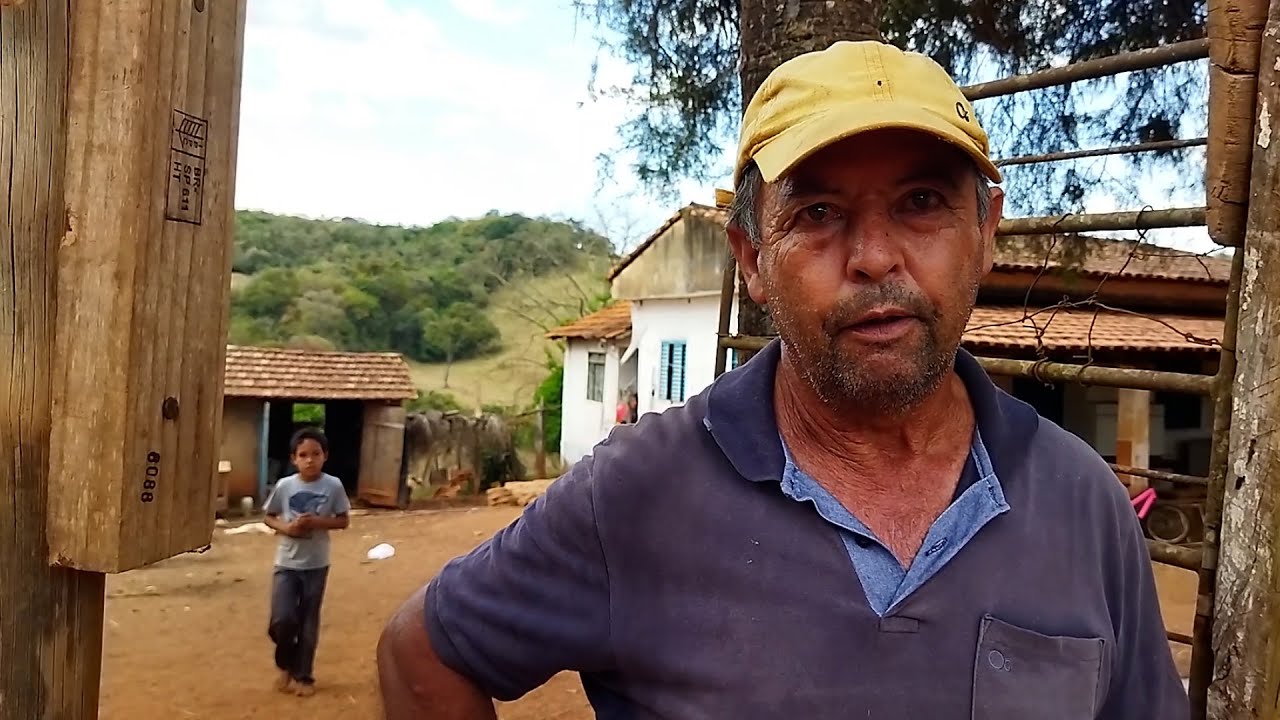 LUIS CUIDA SOZINHO DOS 3 FILHOS PEQUENO A ESPÓSA ABANDONOU A CASA  FOI EMBORA HÁ QUASE 3 ANOS