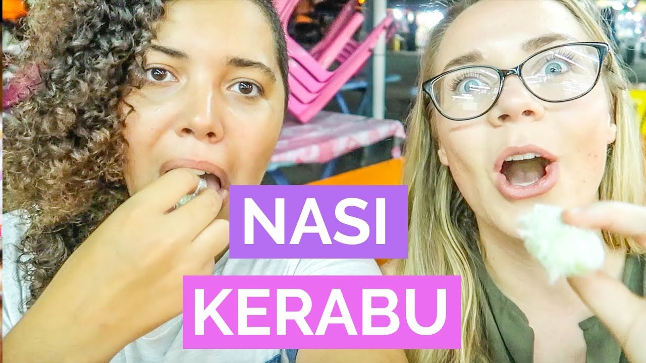 TOURISTS TRY KELANTAN LOCAL DISHES  - Kota Bharu Night Market