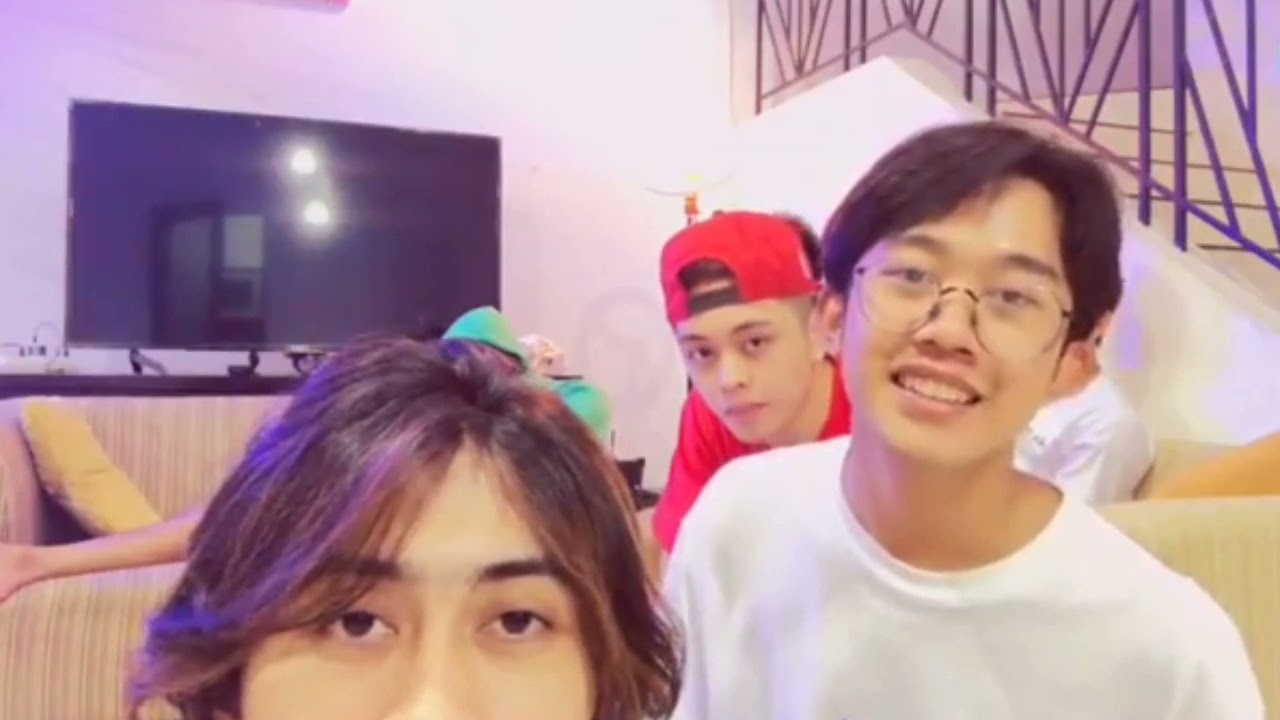 UN1TY- Apaan tuh cb?