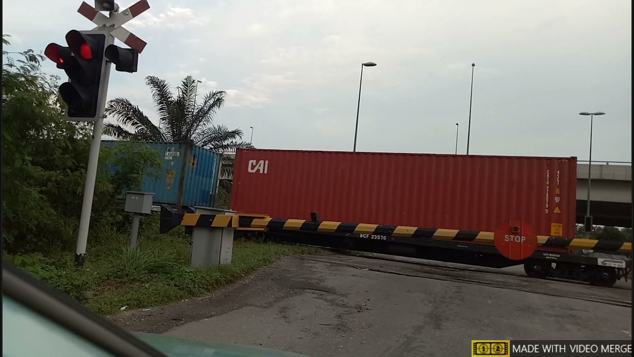 Railway Crossings In West Port Pulau Indah