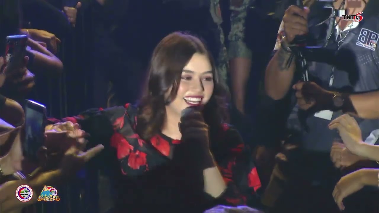 Lindsay De vera at Pahinungod Festival