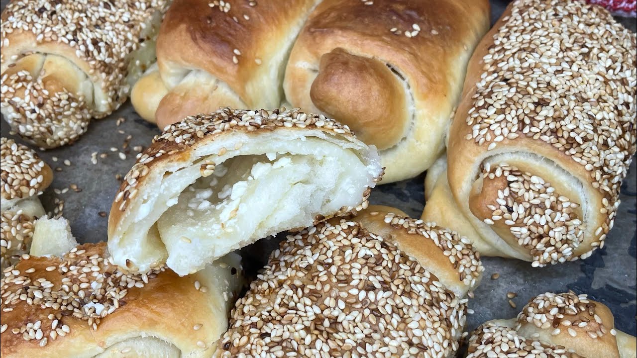 Simit peciva/Kifle/ Djevrek punjena peciva