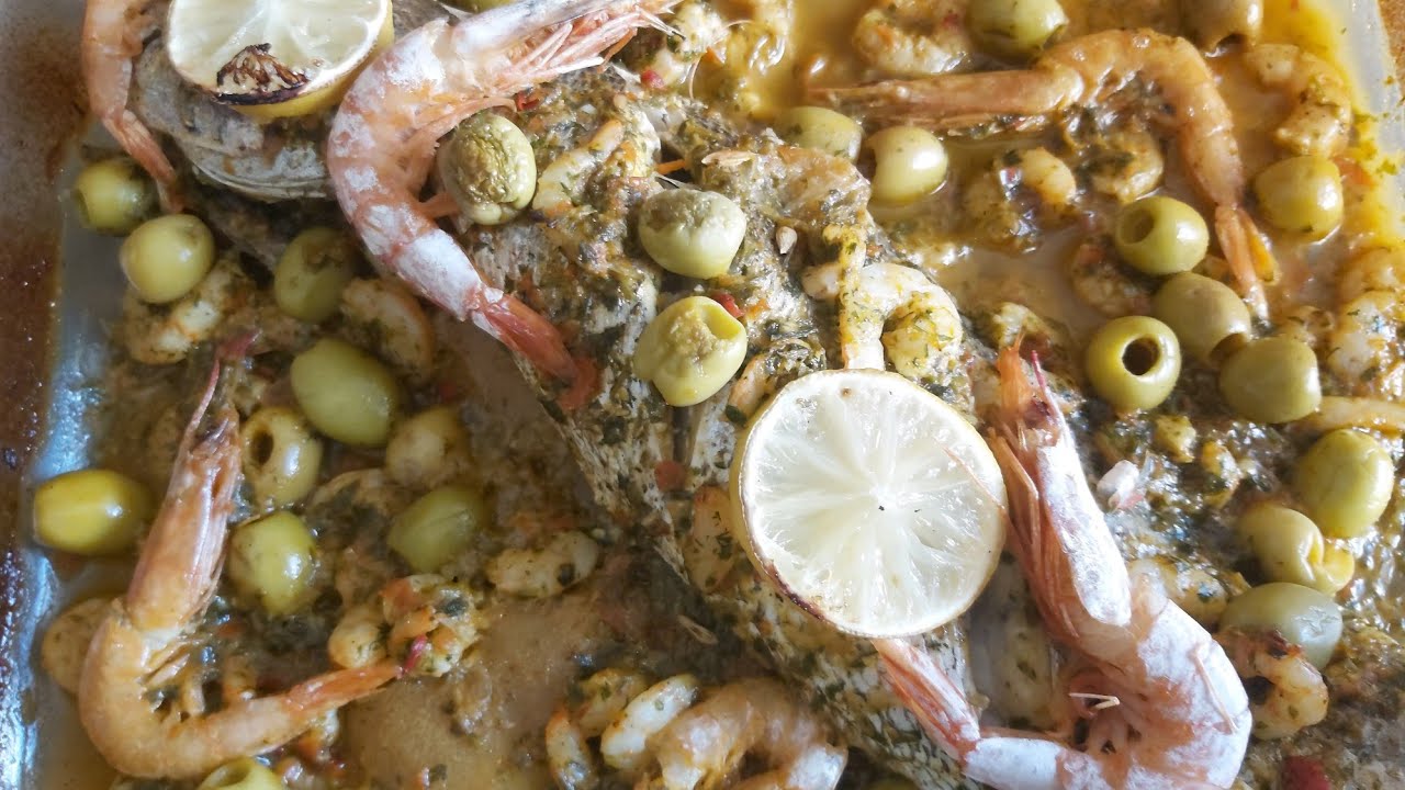 الحوت في الفران مشرمل - Poisson au four