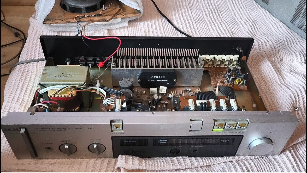 Ремонт старого усилителя Akai AM-U210 80-х годов; вскрытие, ремонт и «обратное проектирование» ST...
