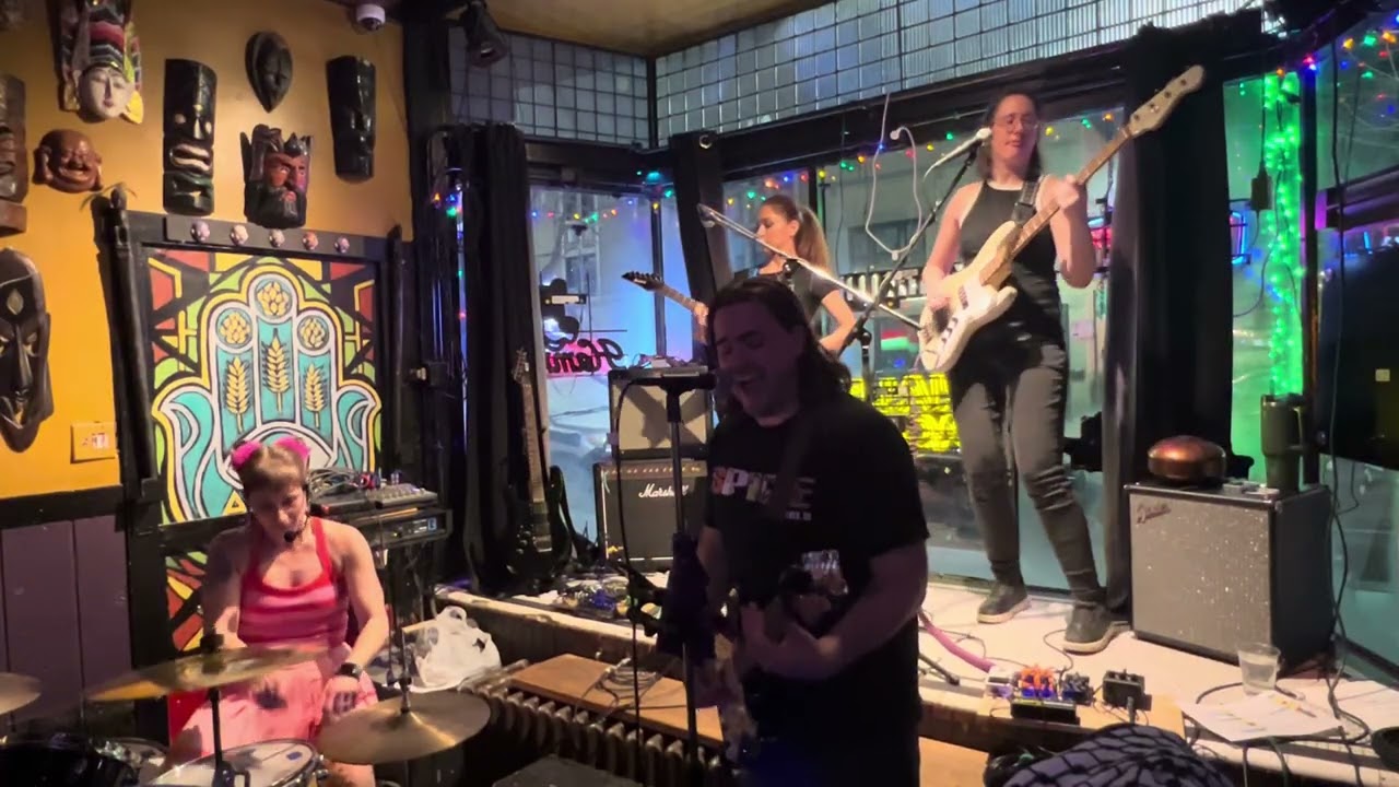 Odd Man Out cover of “Come Out and Play” by the Offspring (live at Cary’s Lounge 01/17/26)