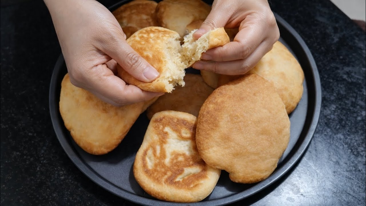 Country butter bread is served both sweet and savory.