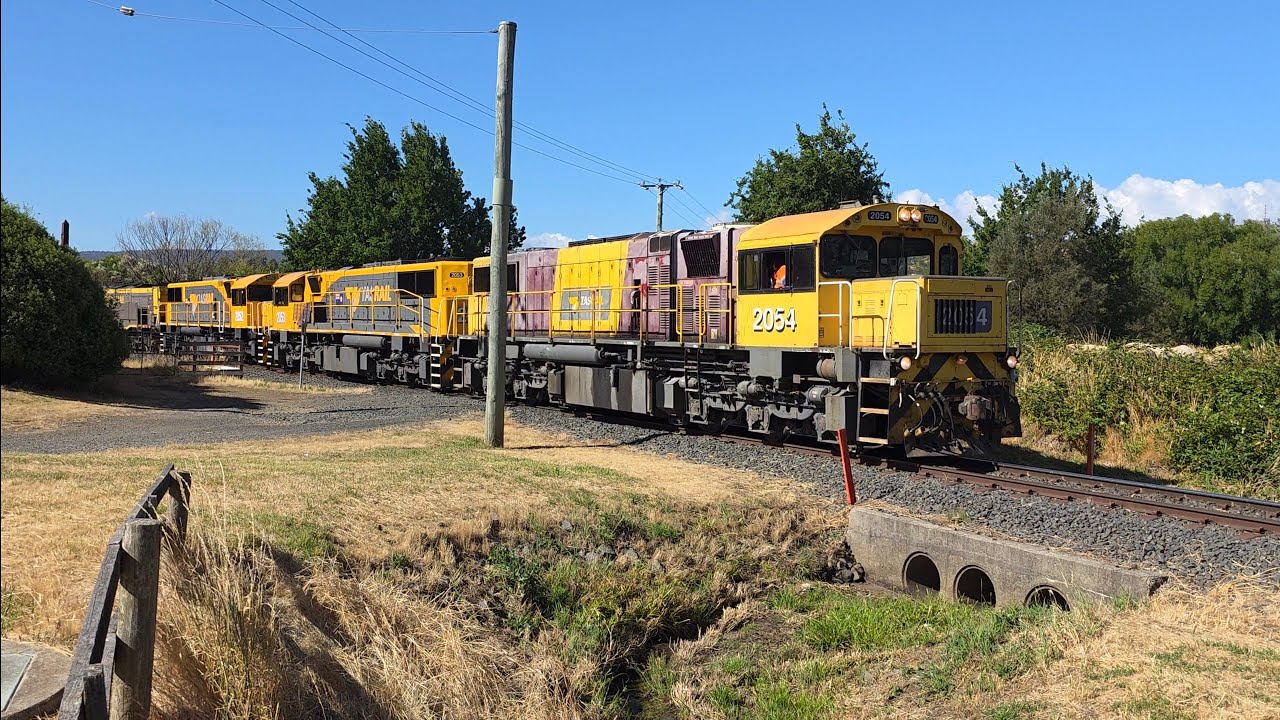 TasRail 2054 2053 2052 TR17 #53 train crossing Johnston Road