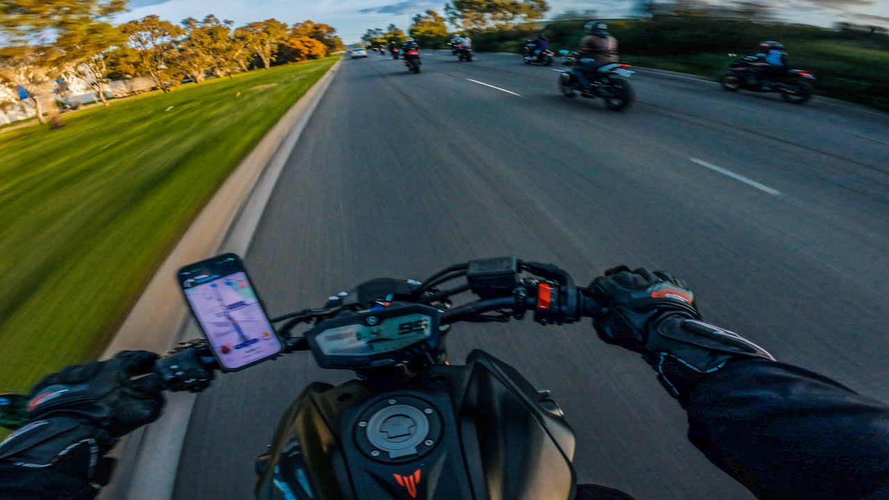 Melbourne Bike Night. Pt.1 | YAMAHA MT-07 AKRAPOVIC [4K]