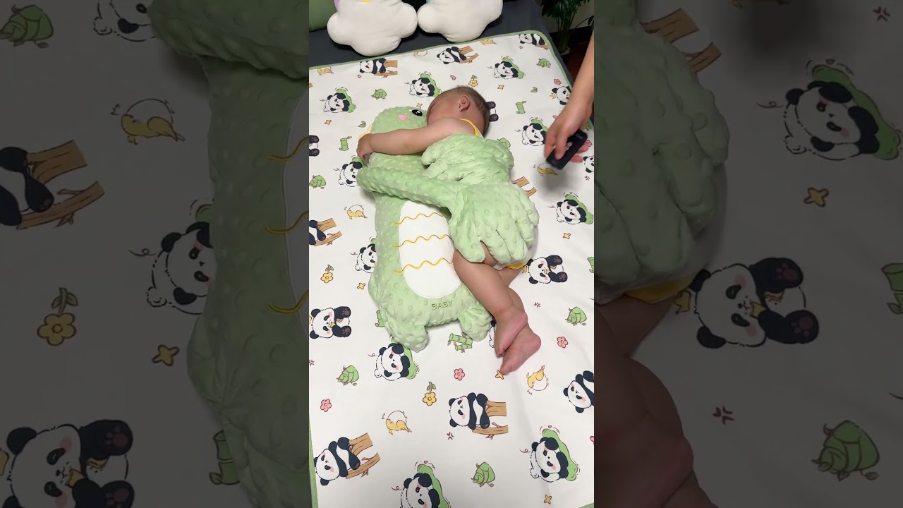 Best Baby Sleep Toy? Clapping Plush Review!#shorts #ytshorts